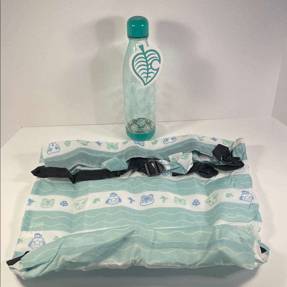 Animal Crossing New Horizons Water Bottle and Bag Set